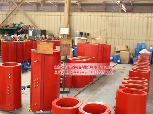 1000KVA大关大关大关干式变压器 1000KVA大关大关大关干式变压器
