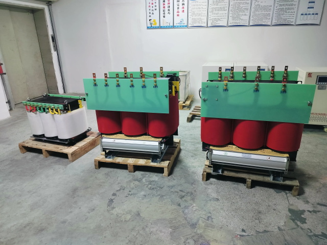 大关KS11-1000KVA矿用变压器